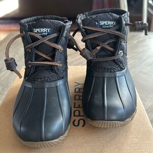 NWT, Girls  Sperry Saltwater Boots